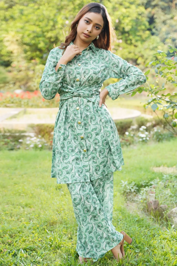 Rose Printed Long Shirt Set With Wrap Belt And Metallic Buttons