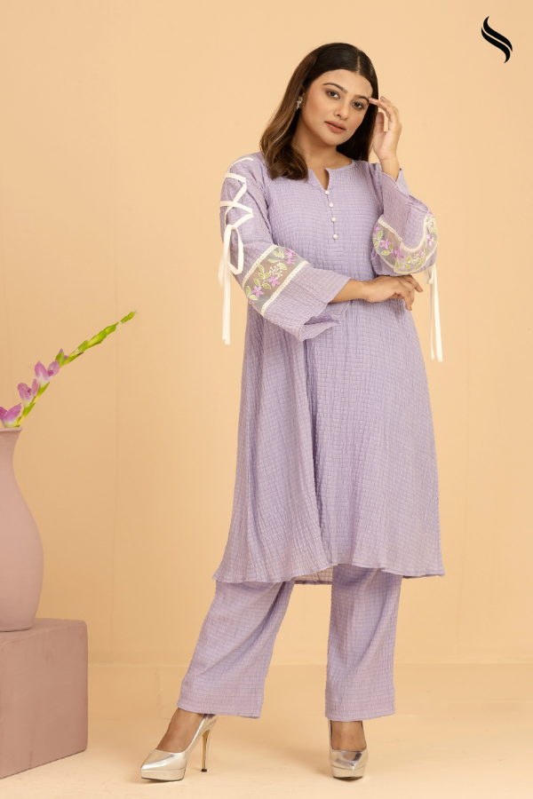 SEESHELL Women's Two Piece Embossed Georgette Applique Lavender