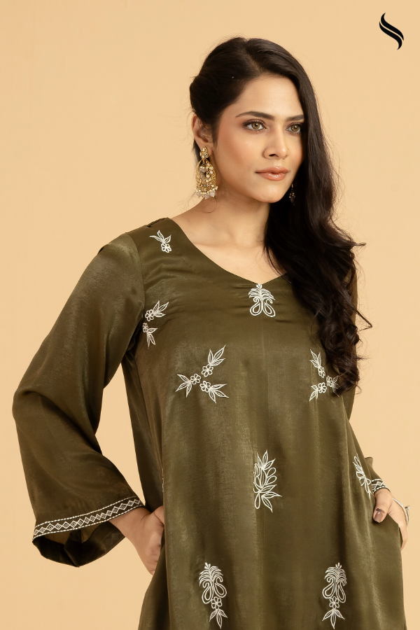 SEESHELL Women's Three Piece Blended Silk Embroidery Moss Green (Moss Green Color) 02