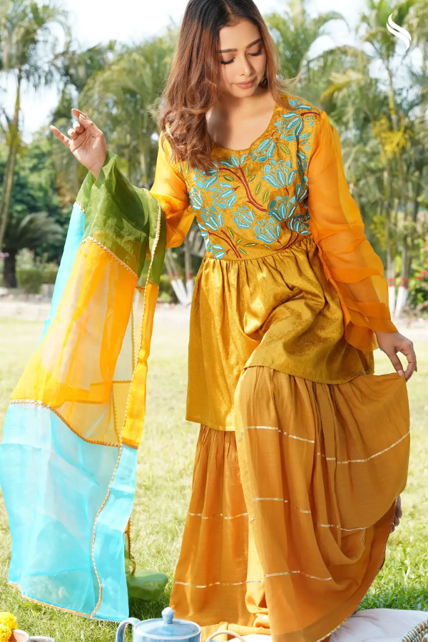 SEESHELL Women's Three Pcs Premium Jacquard Silk Yellow ocre (Matt gold Color) 02