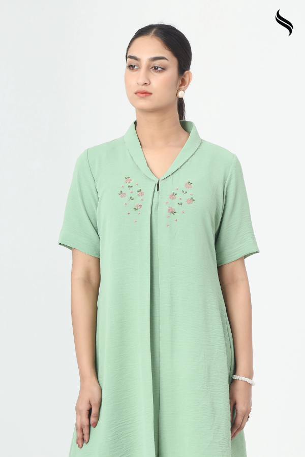 SEESHELL Women's Top Silk Floral Karchupi Pistachio Green (Pistachio green Color) 02