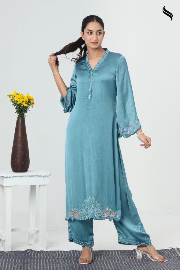 SEESHELL Women's Two Piece Silk Beadwork Teal Blue