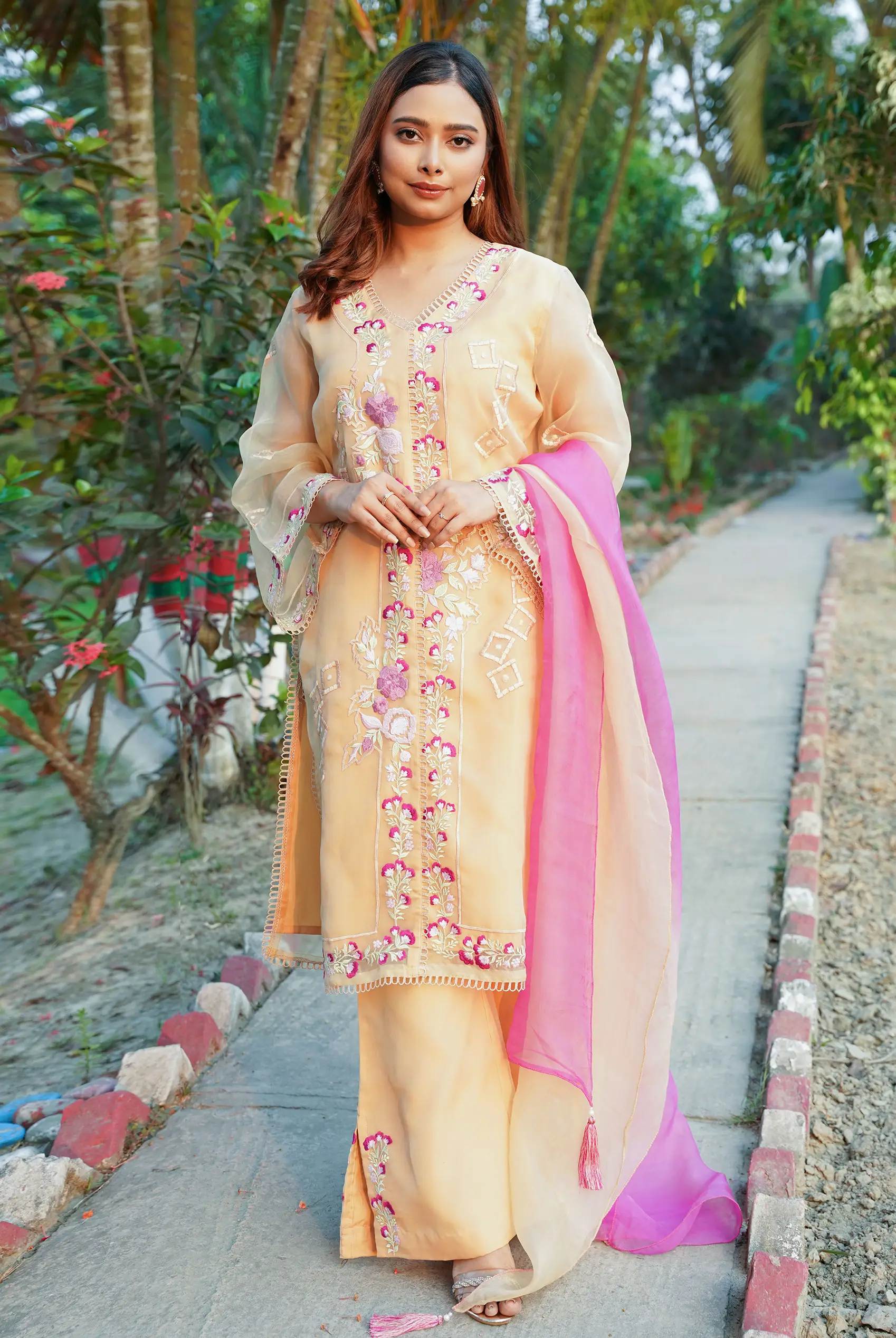 Embroidery Beige And Pink Three Piece Set