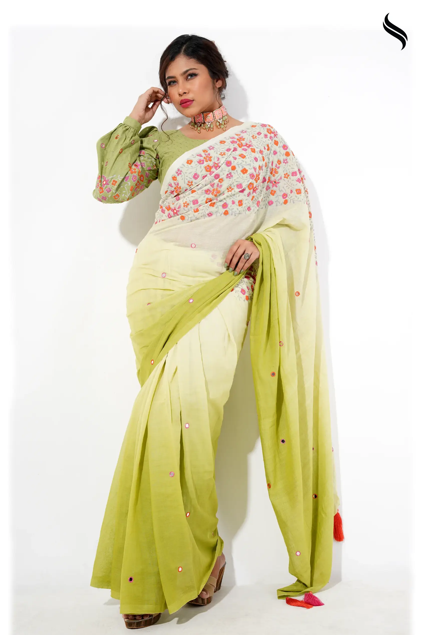 Floral Block Printed Ombre Cotton Saree With Mirror Work (Green Color) 02