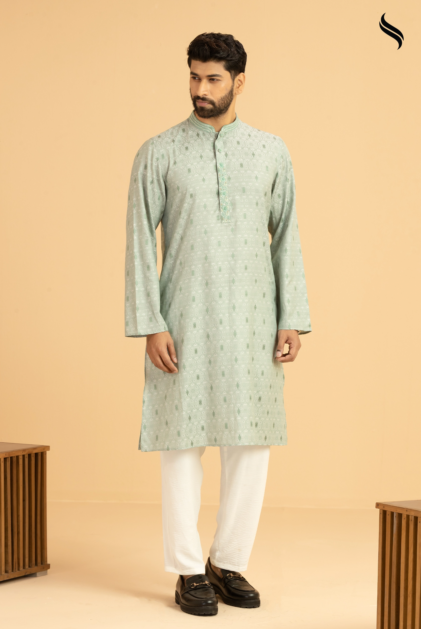 SEESHELL Men's Panjabi Blended Silk Tambour Beadwork Mint (Mint Color) 01