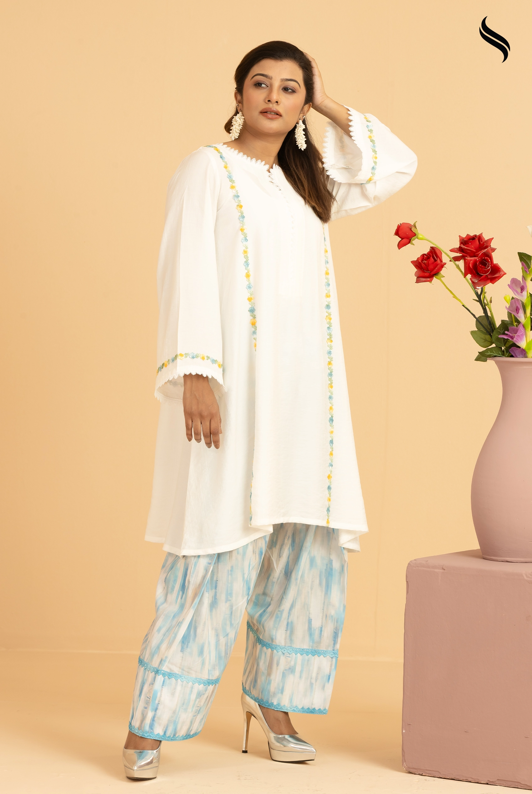 SEESHELL Women's Two Piece Linen Contrast Lace White Blue (White and blue Color) 01